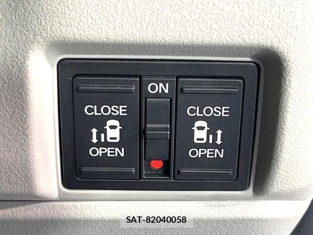 Honda N BOX 2025-09 8526069-4