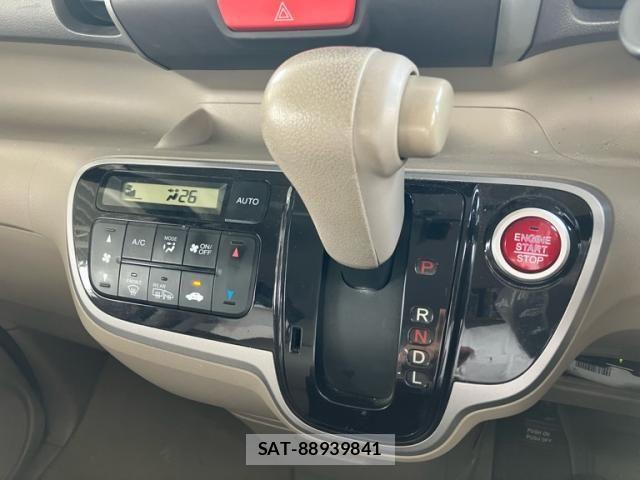 Honda N BOX 2012-03 8562879-21