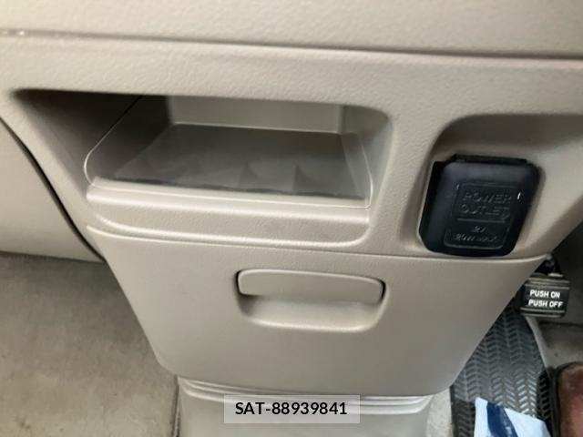 Honda N BOX 2012-03 8562879-23