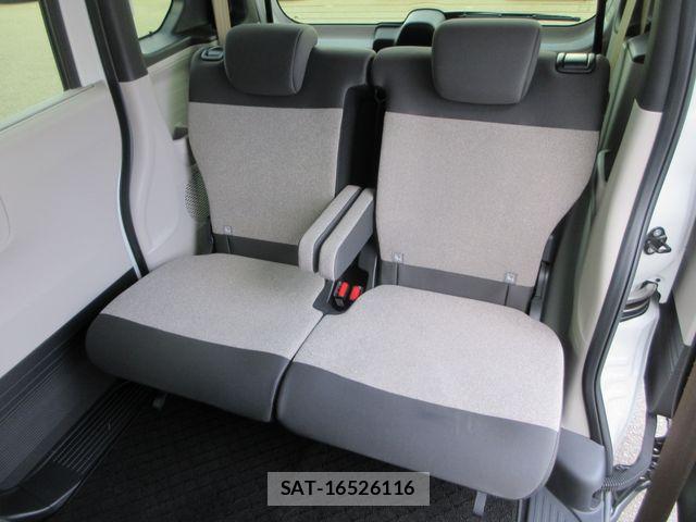 Honda N BOX 2023-11 8562876-13