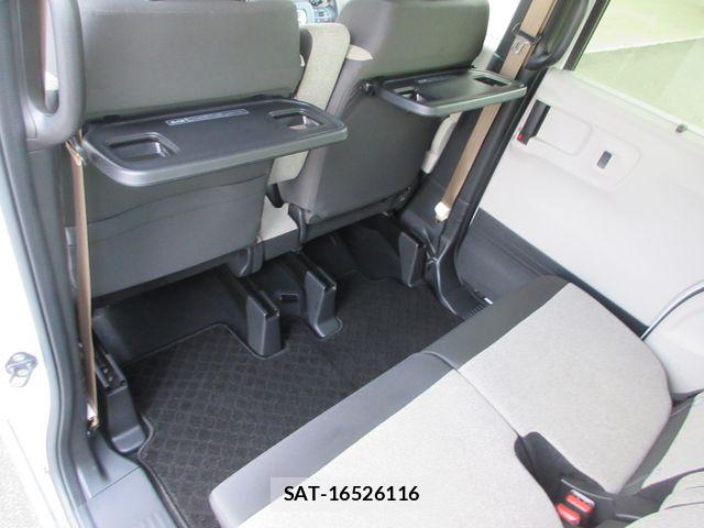 Honda N BOX 2023-11 8562876-14