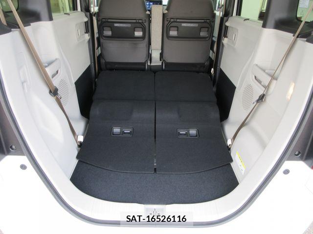 Honda N BOX 2023-11 8562876-17