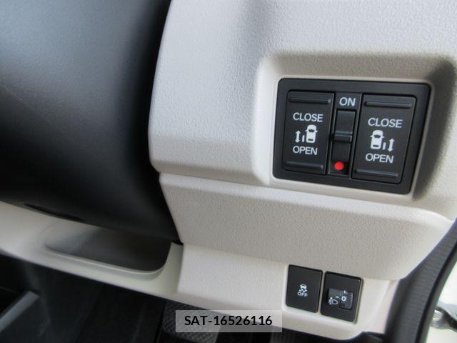 Honda N BOX 2023-11 8562876-3