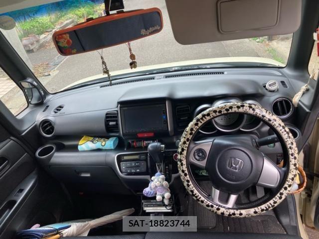 Honda N BOX 2013-10 8627978-18
