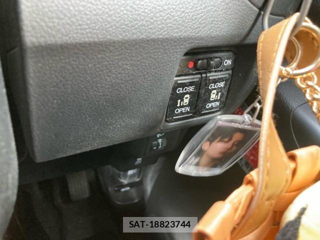 Honda N BOX 2013-10 8627978-24