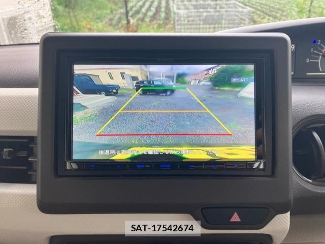 Honda N BOX 2019-12 8660549-12