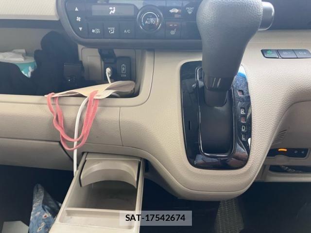 Honda N BOX 2019-12 8660549-14