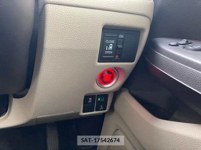 Honda N BOX 2019-12 8660549-15