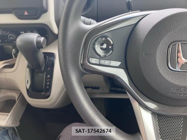 Honda N BOX 2019-12 8660549-16