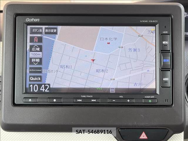 Honda N BOX 2019-04 8660538-18