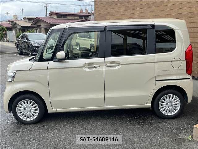 Honda N BOX 2019-04 8660538-1