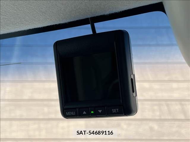 Honda N BOX 2019-04 8660538-29