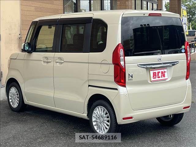 Honda N BOX 2019-04 8660538-7