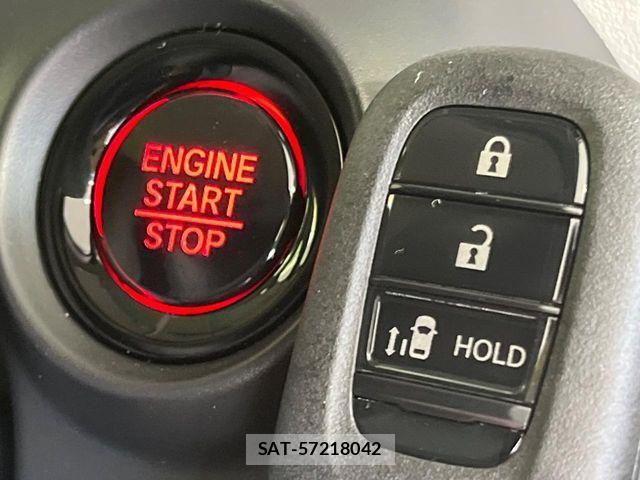 Honda N BOX 2026-08 8660536-7
