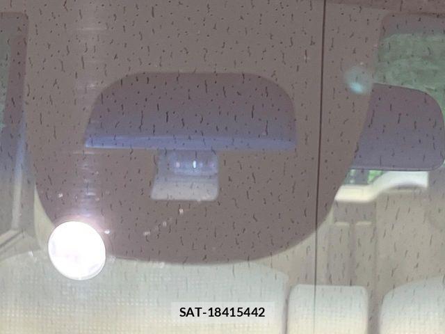 Honda N BOX 2015-04 8660548-2