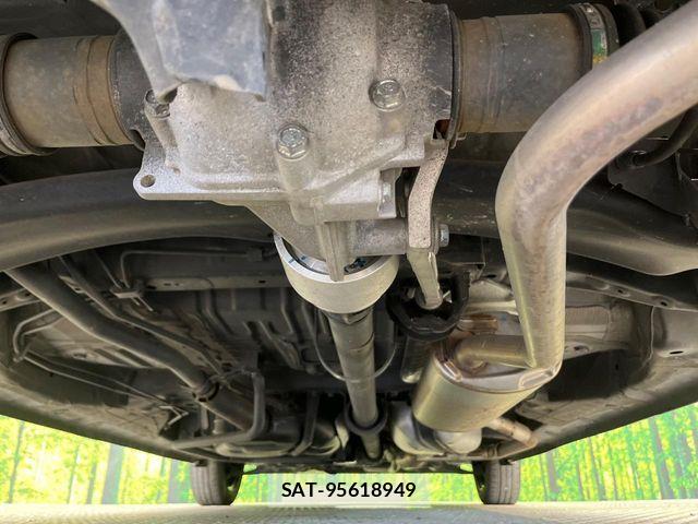 Honda N BOX 2023-10 8660541-18