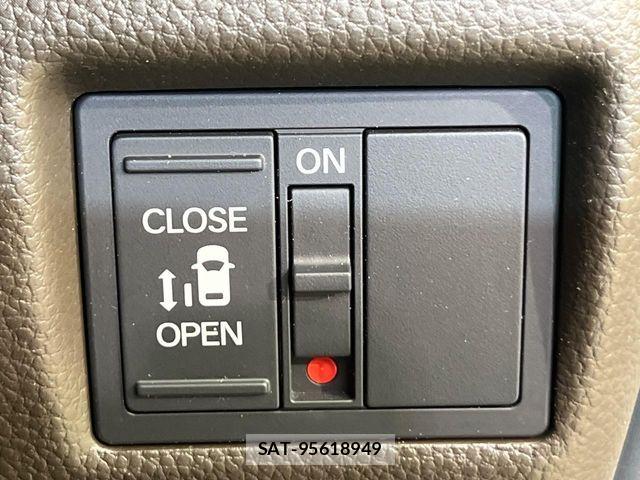 Honda N BOX 2023-10 8660541-2
