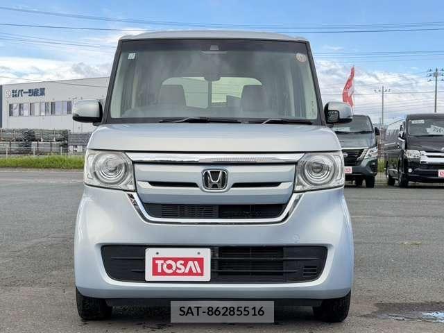 Honda N BOX 2017-11 8660542-17