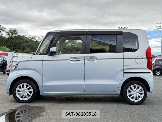 Honda N BOX 2017-11 8660542-23
