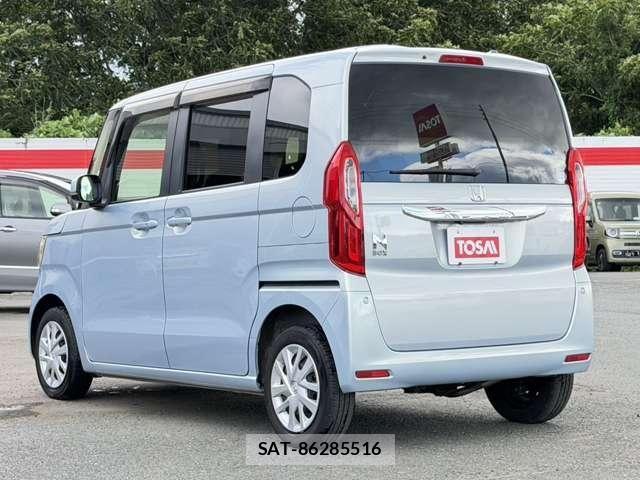 Honda N BOX 2017-11 8660542-24