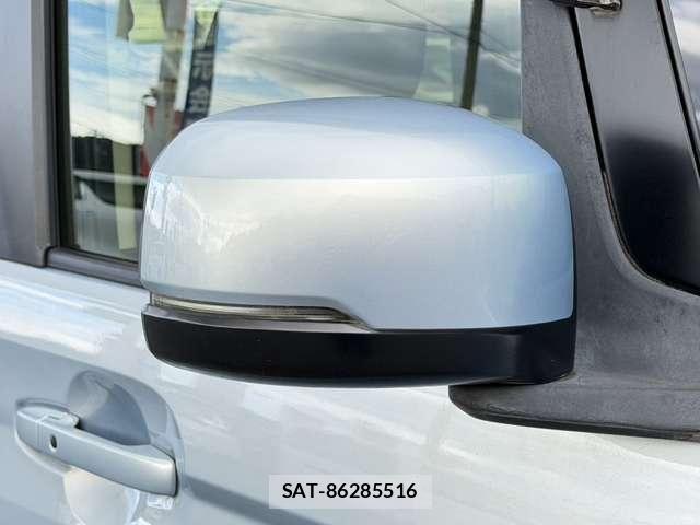 Honda N BOX 2017-11 8660542-29