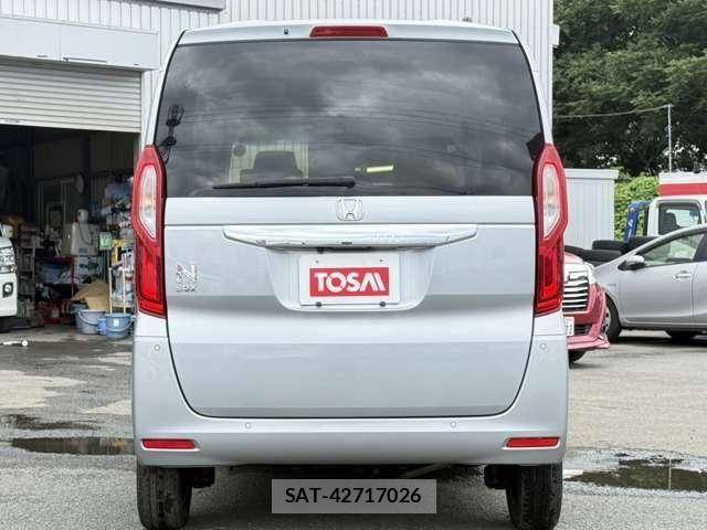 Honda N BOX 2022-04 8686101-18