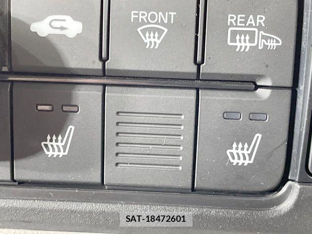 Honda N BOX 2024-11 8744566-5