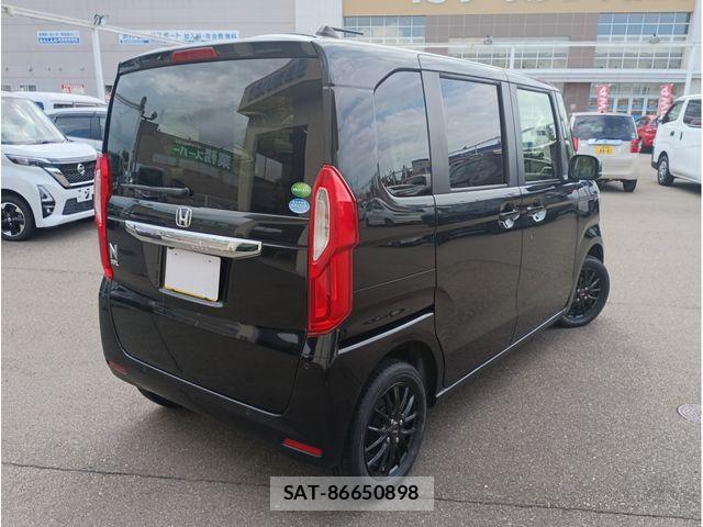 Honda N BOX 2021-03 8744571-1