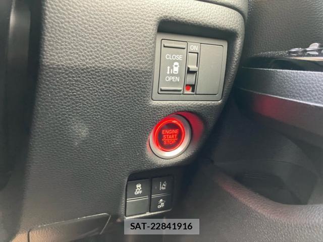 Honda N BOX 2018-02 8744573-18
