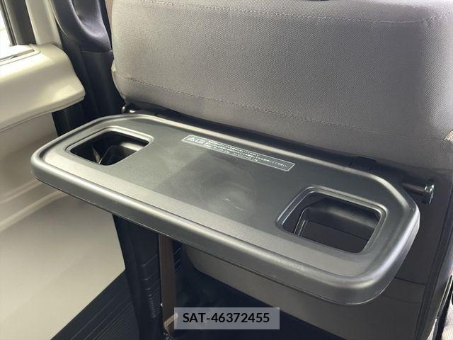 Honda N BOX 2024-07 8744559-14