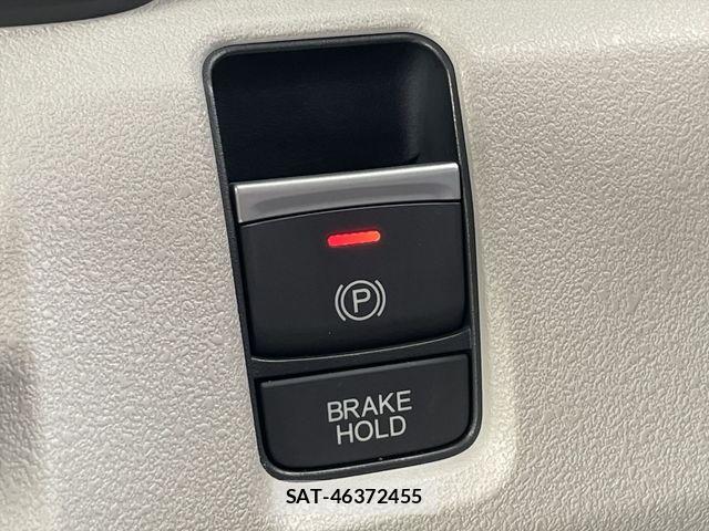 Honda N BOX 2024-07 8744559-28