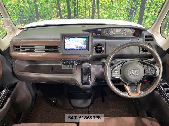 Honda N BOX 2019-04 8781272-1