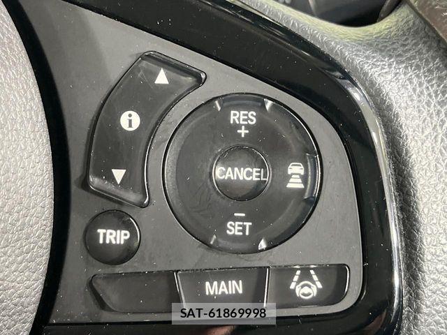 Honda N BOX 2019-04 8781272-5