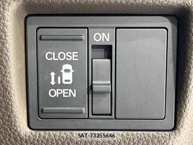 Honda N BOX 2022-07 8781274-6
