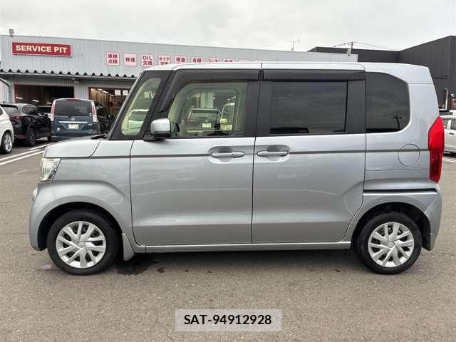 Honda N BOX 2017-10 8781276-25
