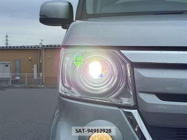 Honda N BOX 2017-10 8781276-27