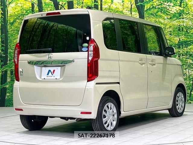 Honda N BOX 2017-09 8796845-16