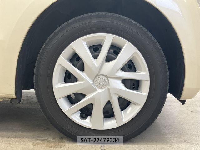 Honda N BOX 2018-04 8796847-26