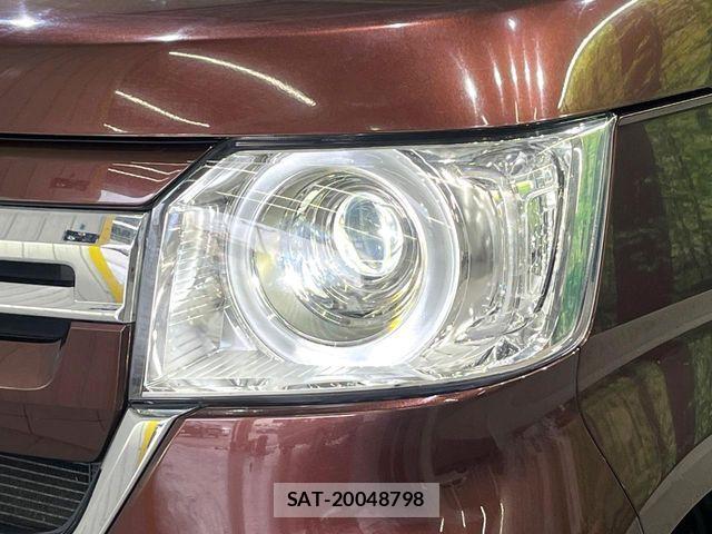 Honda N BOX 2021-05 8796844-11
