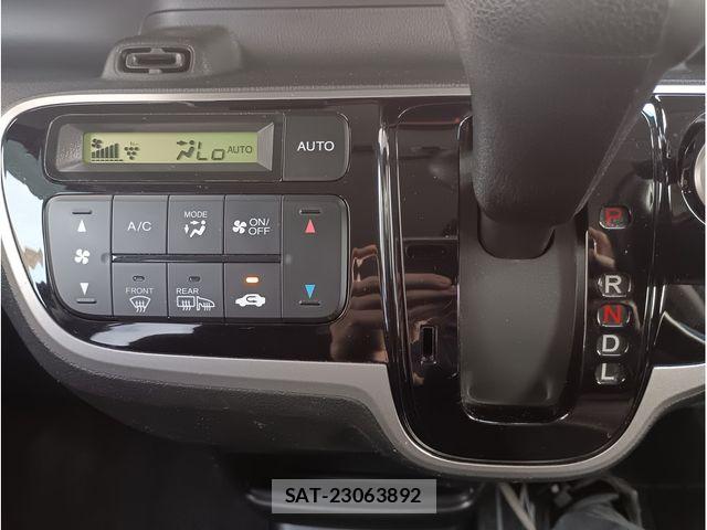 Honda N BOX 2014-03 8796848-11