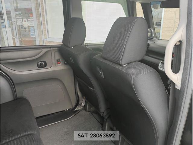 Honda N BOX 2014-03 8796848-4
