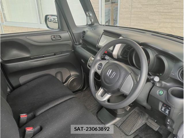 Honda N BOX 2014-03 8796848-5