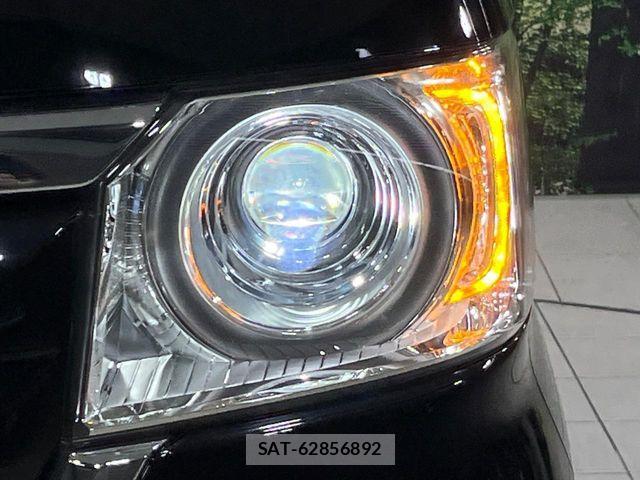 Honda N BOX 2019-07 8796846-12