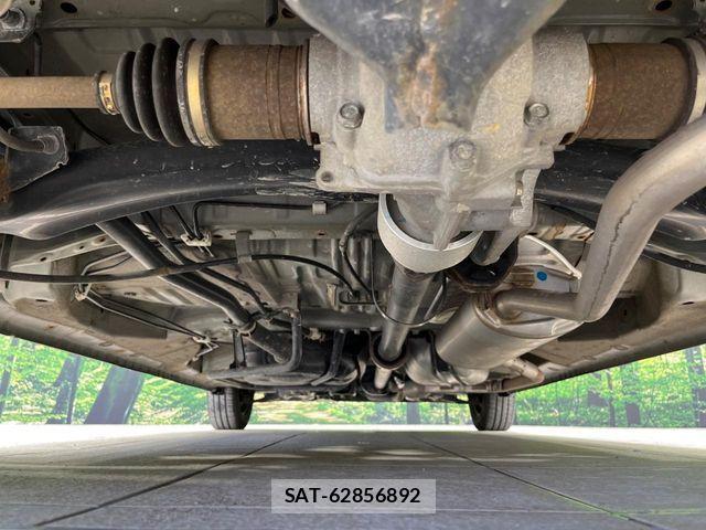Honda N BOX 2019-07 8796846-18