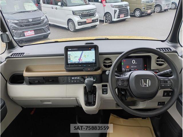 Honda N BOX 2024-01 8796843-4