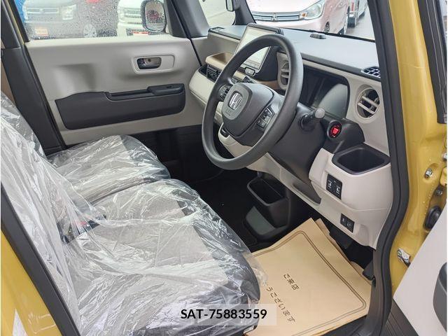 Honda N BOX 2024-01 8796843-6
