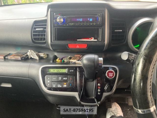 Honda N BOX 2013-09 8796852-24