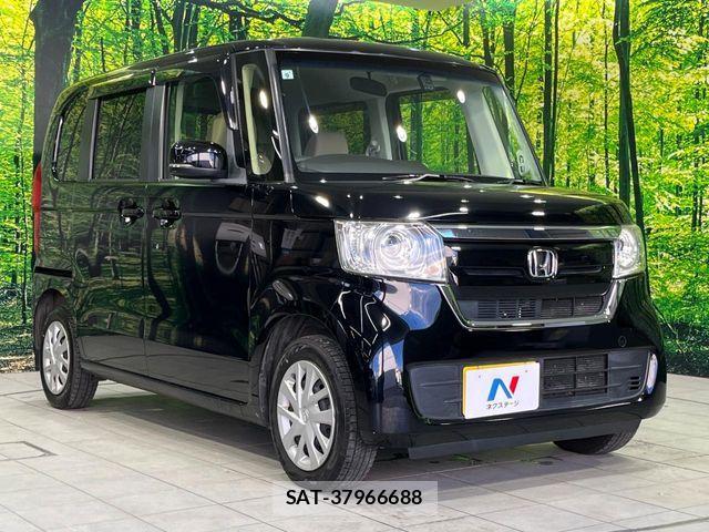 Honda N BOX 2017-09 8830668-15
