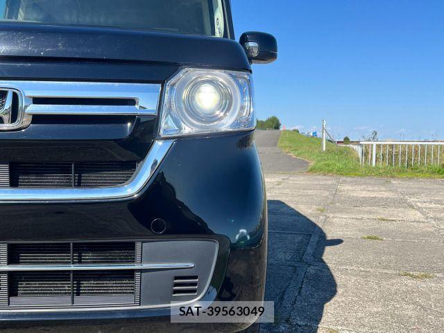 Honda N BOX 2022-03 8830661-15