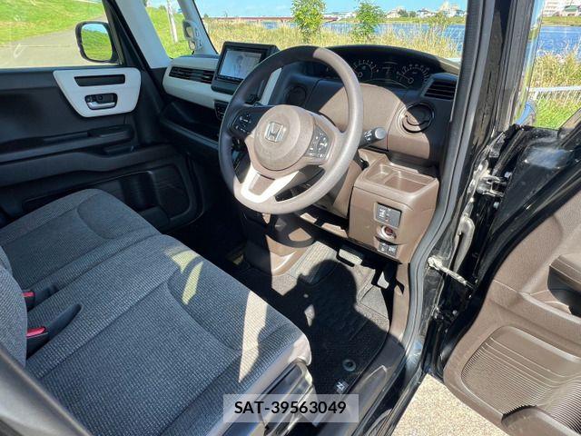 Honda N BOX 2022-03 8830661-16